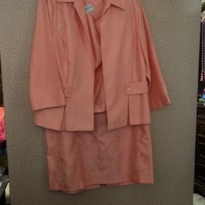 Women’s Peach Three Piece Suit